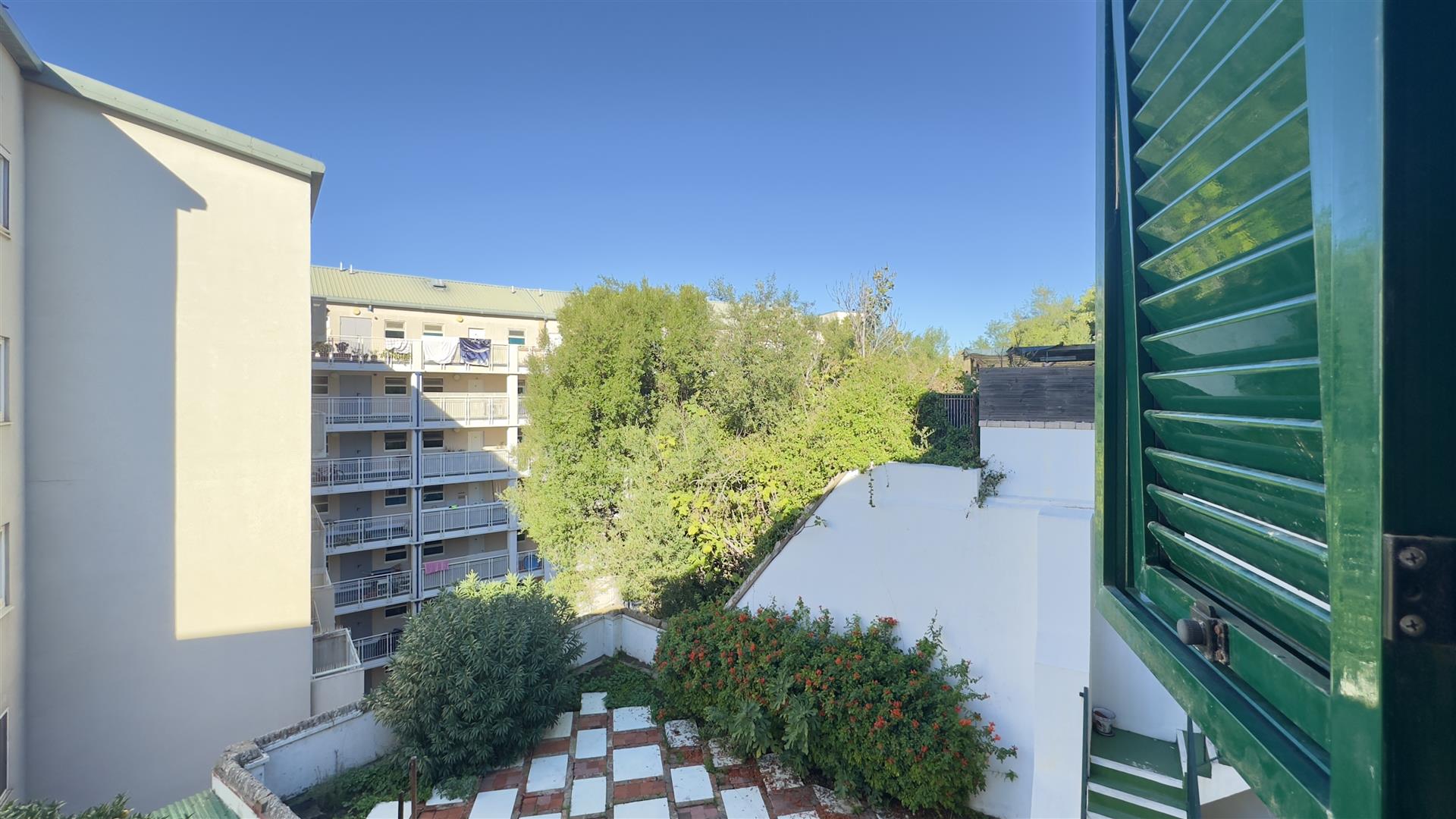 Image of House - 3 Bedrooms - 1 Bathrooms for Sale in South District-Gibraltar, Image 16